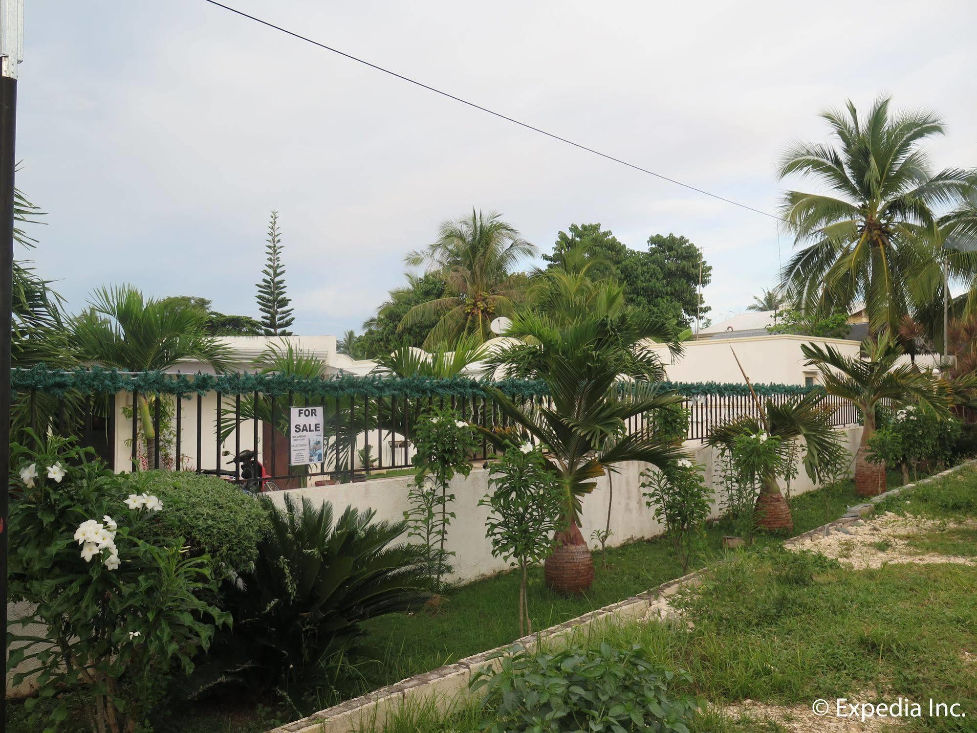 Villa Del Pueblo Inn Panglao Exterior photo
